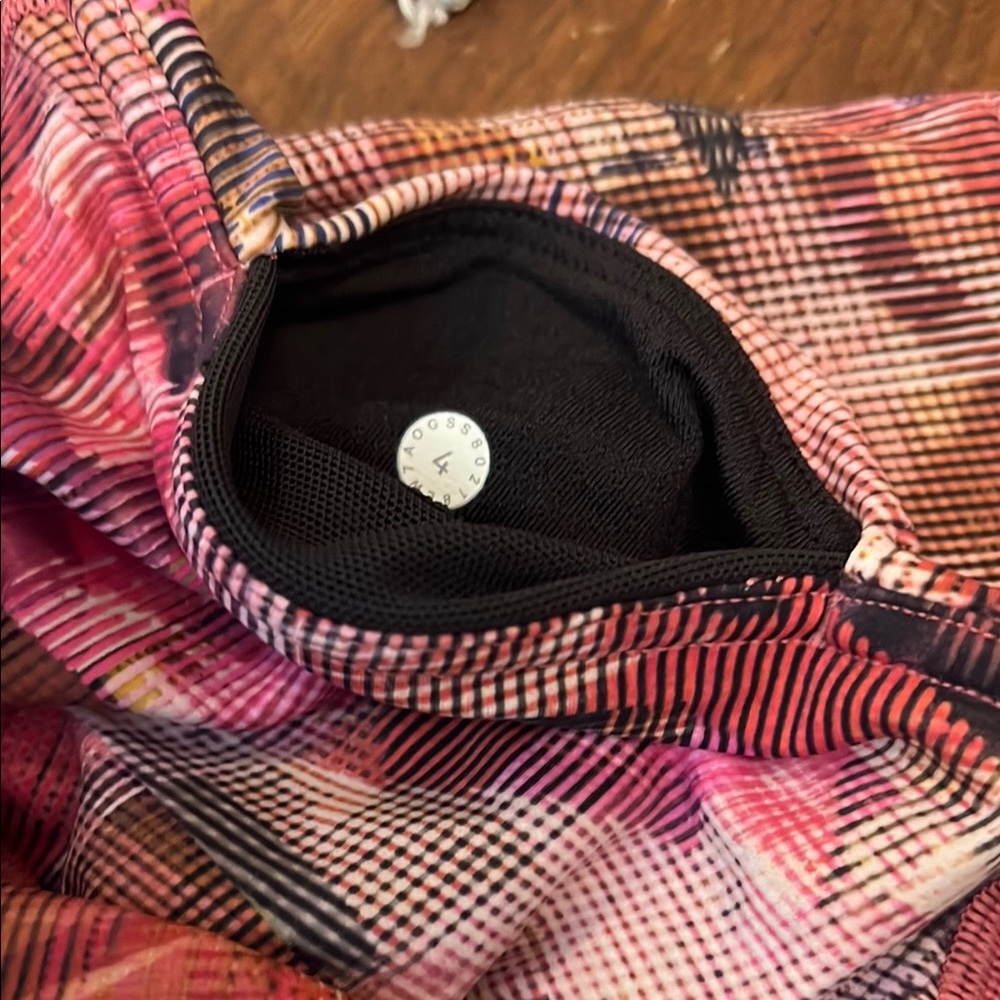 Lululemon Pink and Black Bike Shorts Artistic Design w/side pockets. - Picture 8 of 16